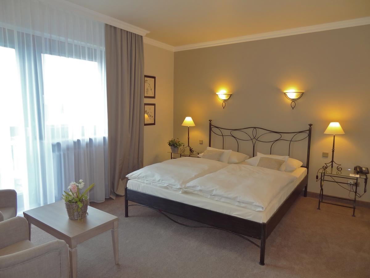 Hotel Seipel Leimen  Extérieur photo